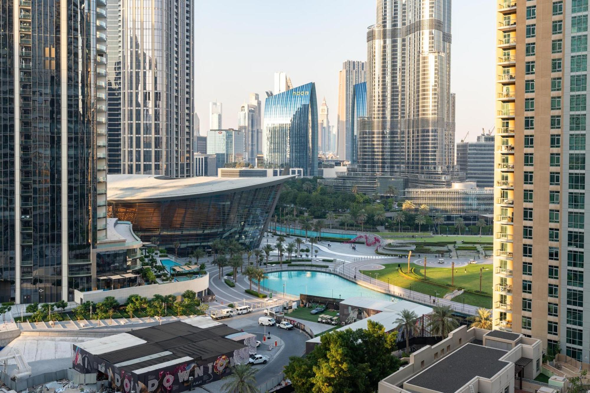 Burj Khalifa View Apartment *